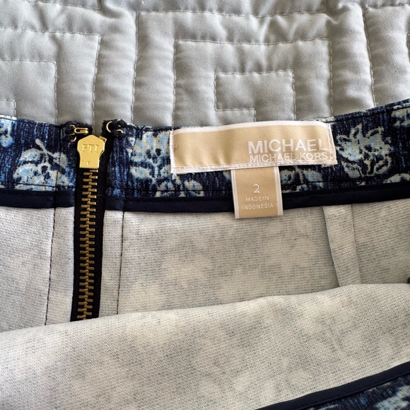 Michael Kors Navy Floral A-Line Skirt - Picture 3 of 4